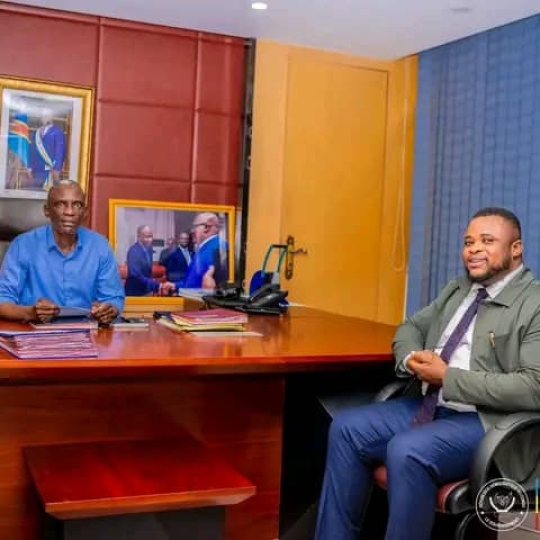 Kinshasa :  ITP: le ministre John Banza Lunda rassure l‘élu de Demba, l‘honorable Olivier Kabeya. 